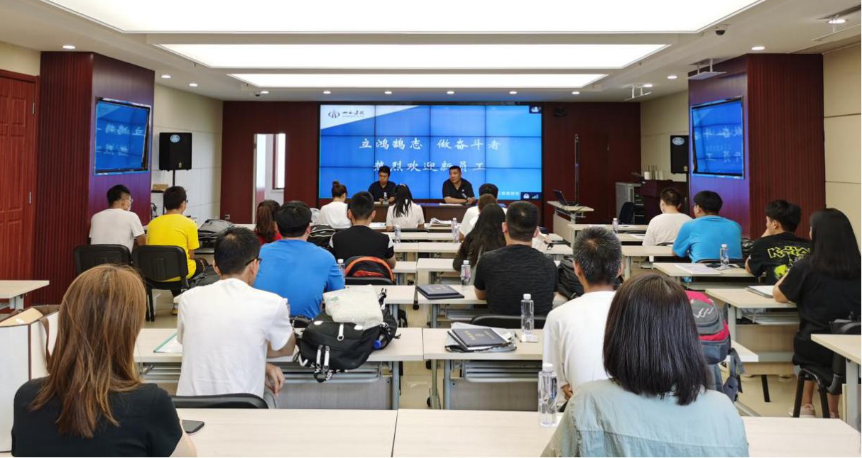 山西建投建工集团喜迎新生入职，，，，，，开启奋斗征程
